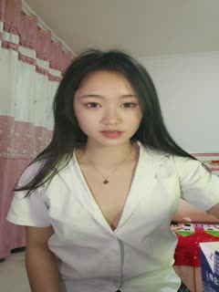 娇羞可人气质极佳的美少妇高贵的气质竟然在小旅馆给我干了奇妙的一天